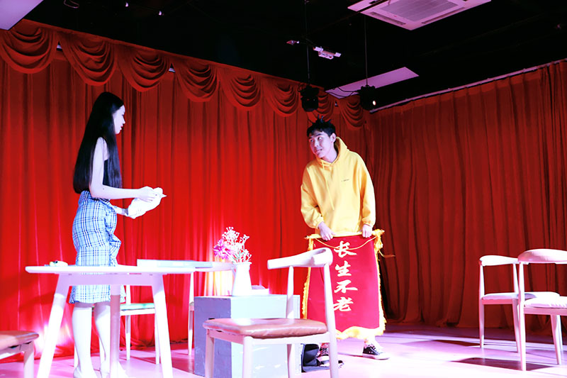 表演專業(yè)藝考難考嗎？我們應(yīng)該如何進(jìn)行準(zhǔn)備
